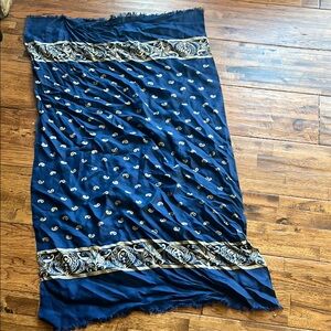 Elegant Navy Blue Embroidered Skarf